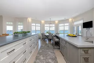 135 Cliff Dr, Narragansett, RI 02882 - Photo 21