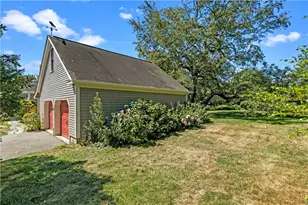 66 Power St, Portsmouth, RI 02871 - Photo 41