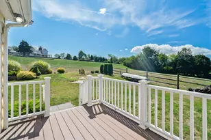 26 Westwood Dr, Portsmouth, RI 02871 - Photo 19