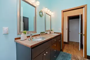 26 Westwood Dr, Portsmouth, RI 02871 - Photo 17