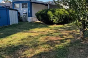 242 Manton #41 St, Pawtucket, RI 02861 - Photo 11