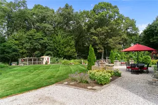 4 Sharon Pkwy, North Smithfield, RI 02896 - Photo 5
