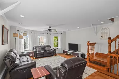 26 Franklin Street, Newport, RI 02840 - Photo 23