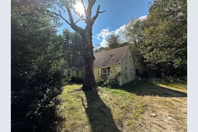 1663 Victory Highway, Coventry, RI 02827 - Photo 7