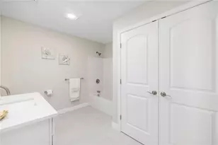 40 Overlook Ln, Glocester, RI 02814 - Photo 23