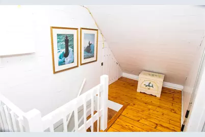 34 Bull Street, Newport, RI 02840 - Photo 21