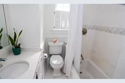 34 Bull Street, Newport, RI 02840 - Photo 15