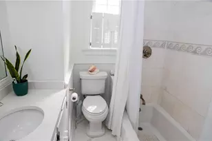 34 Bull St, Newport, RI 02840 - Photo 15