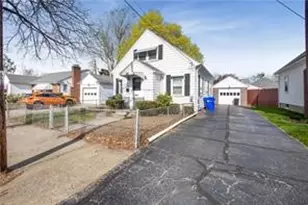 39 Hillview Ave, Providence, RI 02908 - Photo 35