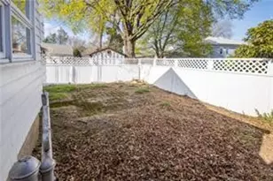 39 Hillview Ave, Providence, RI 02908 - Photo 37