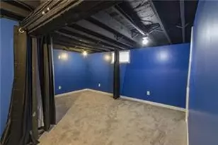 39 Hillview Ave, Providence, RI 02908 - Photo 29