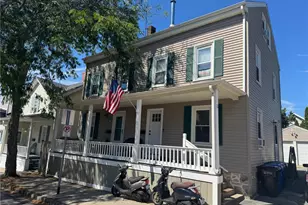 10 Hammond St, Newport, RI 02840 - Photo 1