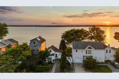 41 White Avenue, East Providence, RI 02915 - Photo 3