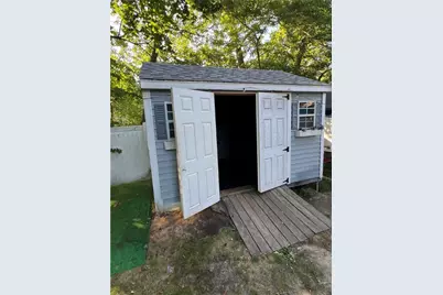 94 Waverly Street, Warwick, RI 02889 - Photo 3