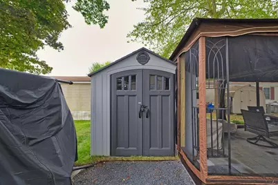 533 Forest Park, Middletown, RI 02842 - Photo 23