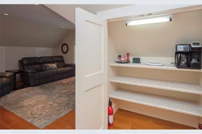 58 Ridge Road, Newport, RI 02840 - Photo 17