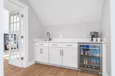 1046 Ocean Road, Narragansett, RI 02882 - Photo 25