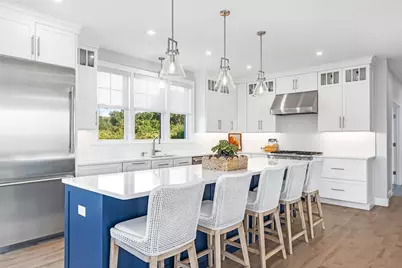 1046 Ocean Road, Narragansett, RI 02882 - Photo 11