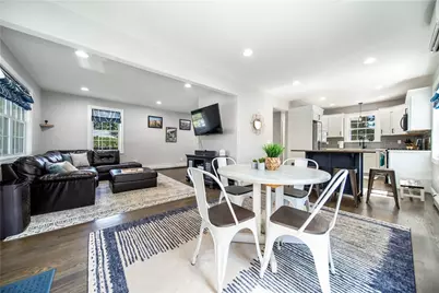 52 Benefit Street, Warwick, RI 02886 - Photo 13