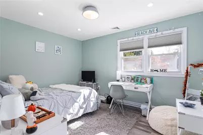 4 James Street, Middletown, RI 02842 - Photo 25