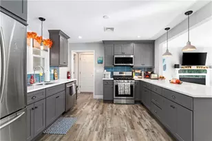 4 James St, Middletown, RI 02842 - Photo 33