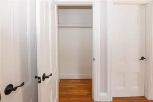 376 Hope St, Providence, RI 02906 - Photo 9