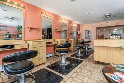 1822 Warwick Avenue, Warwick, RI 02889 - Photo 9