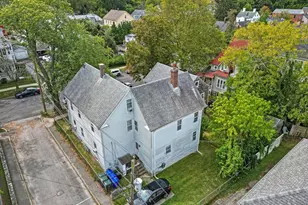 107 Franklin St, Bristol, RI 02809 - Photo 5