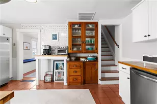 35 Pope St, Newport, RI 02840 - Photo 15