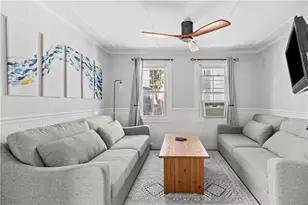 35 Pope St, Newport, RI 02840 - Photo 5