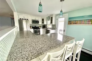 85 Eustis St, Newport, RI 02840 - Photo 7