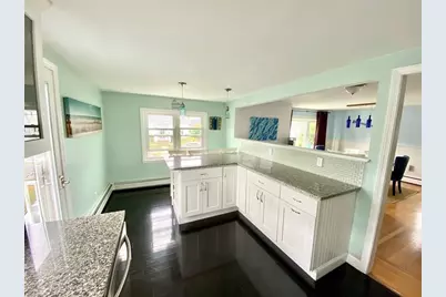 85 Eustis Street, Newport, RI 02840 - Photo 5