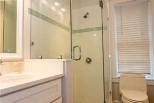 21 School St, Newport, RI 02840 - Photo 25