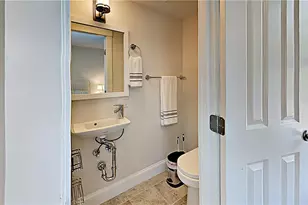 21 School St, Newport, RI 02840 - Photo 33