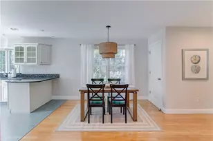 17 Clinton St, Newport, RI 02840 - Photo 5