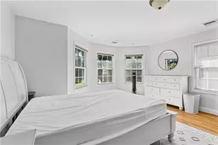 17 Clinton St, Newport, RI 02840 - Photo 11