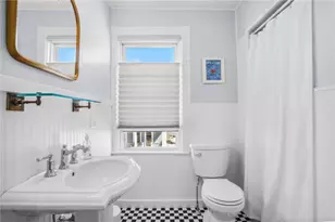 7 Atlantic St, Newport, RI 02840 - Photo 33