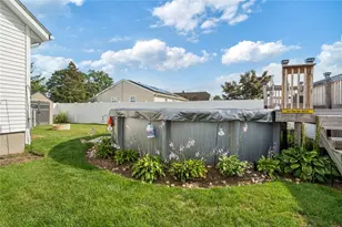 45 Fortin Ave, Pawtucket, RI 02860 - Photo 21