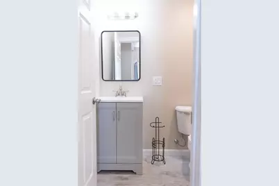 28 Dixon Street, Newport, RI 02840 - Photo 37