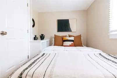 28 Dixon Street, Newport, RI 02840 - Photo 27