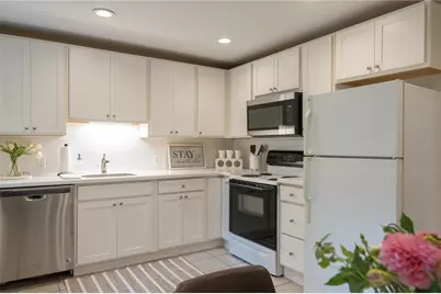 17 McAllister Street, Newport, RI 02840 - Photo 37