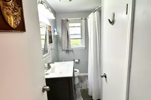 15 Evelyn Dr, Bristol, RI 02809 - Photo 11