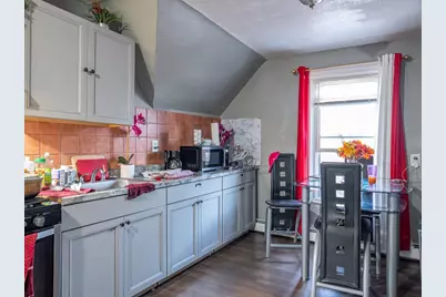 51 Detroit Avenue, Providence, RI 02907 - Photo 17