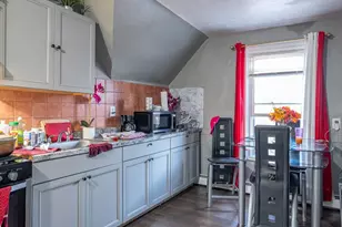 51 Detroit Ave, Providence, RI 02907 - Photo 17