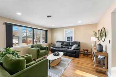 6 Flanders Street, Johnston, RI 02919 - Photo 9