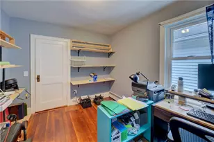 333 Greenwood Ave, Warwick, RI 02886 - Photo 15