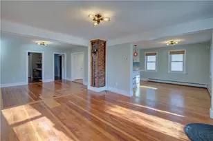 333 Greenwood Ave, Warwick, RI 02886 - Photo 11