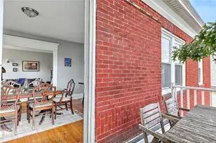 134 Irving Ave, Providence, RI 02906 - Photo 39