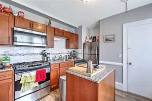 134 Irving Ave, Providence, RI 02906 - Photo 15