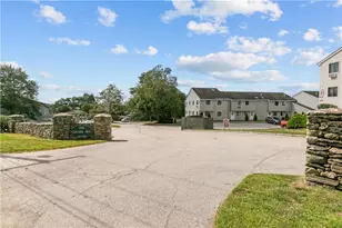 66 Girard Ave, Newport, RI 02840 - Photo 3